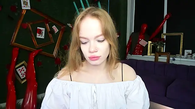 Snapshot of AmyNox chatting on 04.15.26 AmyNox online show from 04.15.26