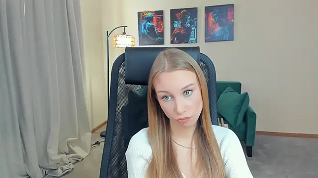 Snapshot of CarmenLipkin chatting on 02.17.26 CarmenLipkin online show from 02.17.26