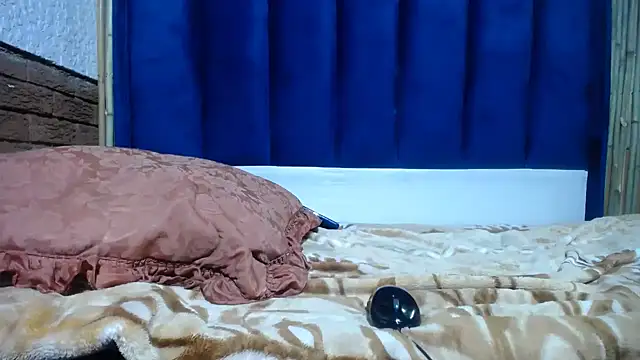 Tallgoddess online show from 02.27.26