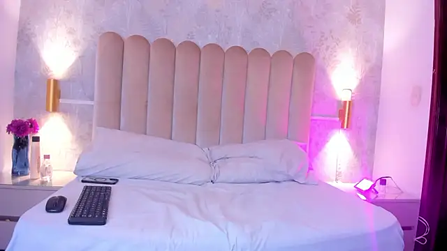 Snapshot of SamanthaGrace1 chatting on 02.19.26 SamanthaGrace1 online show from 02.19.26