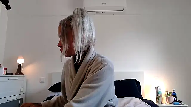 Sophie-Logan-Ink online show from 04.16.26