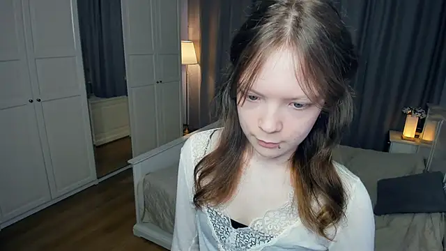 LavenderMitten online show from 03.02.26