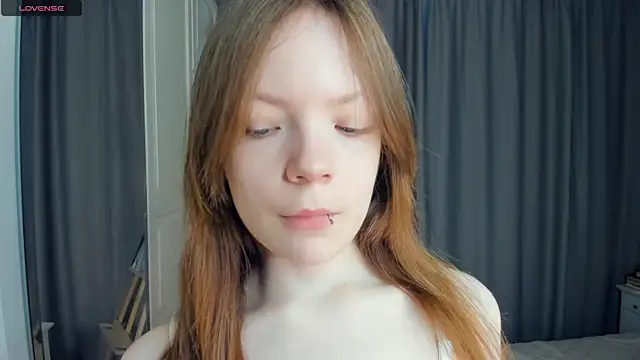LavenderMitten online show from 05.18.26