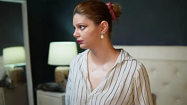 JessicaJupiter online show from 04.14.26