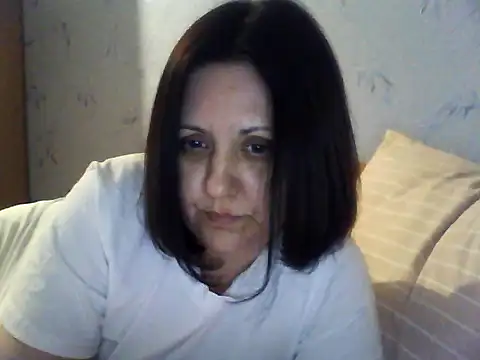 LockyCharm111 online show from 04.05.26