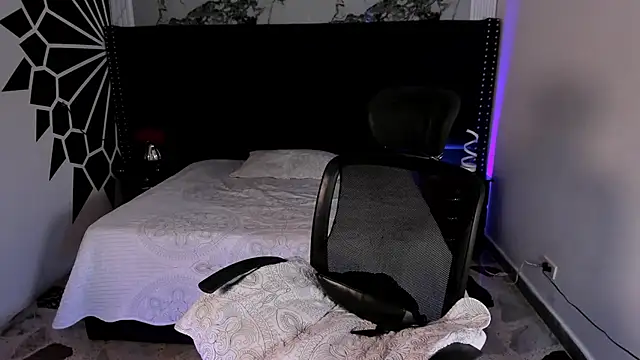 DulcePrince  online show from 04.26.26