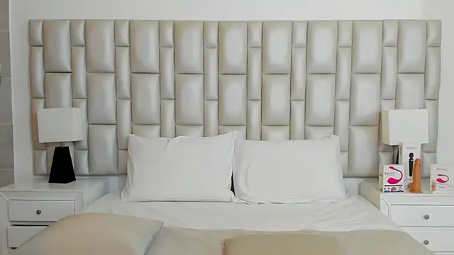 Snapshot of paola_katy_dicks chatting on 03.07.25 paola katy dicks online show from 03.07.25