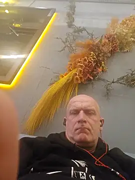 sk8brd snwbrd no snitch online show from 02.17.26