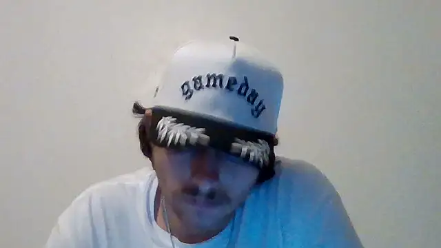 Tallhungandcloudy online show from 02.26.26