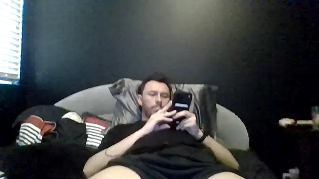 Tallhungandcloudy online show from 05.17.26