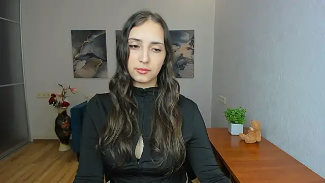 Effy Royse online show from 05.13.26