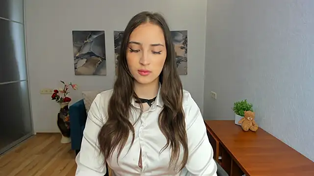Snapshot of Effy_Royse chatting on 06.18.26 Effy Royse online show from 06.18.26