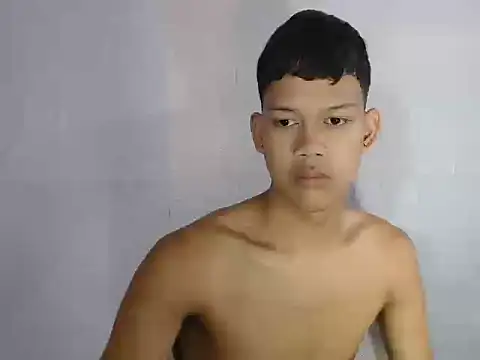 UrAsian Turjak online show from 04.24.26