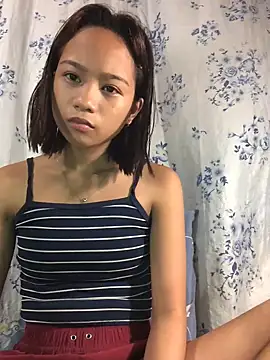 Snapshot of Asianpinay_Skinny1818 chatting on 06.17.26 Asianpinay Skinny1818 online show from 06.17.26