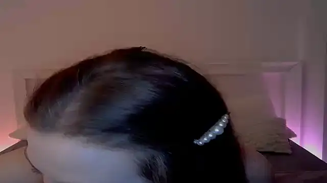 Snapshot of ElenaVoss chatting on 02.10.26 ElenaVoss online show from 02.10.26