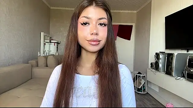 Snapshot of You_Club_Winx chatting on 05.22.26 You Club Winx online show from 05.22.26