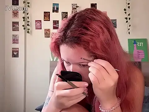 Snapshot of pixieyes00n chatting on 03.01.26 pixieyes00n online show from 03.01.26