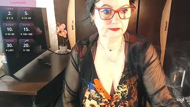 Snapshot of exiMIlf chatting on 03.02.26 exiMIlf online show from 03.02.26