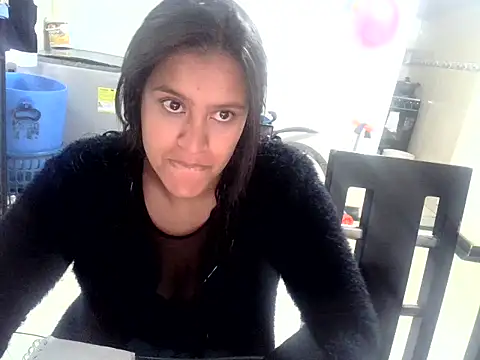 luna E online show from 04.17.26