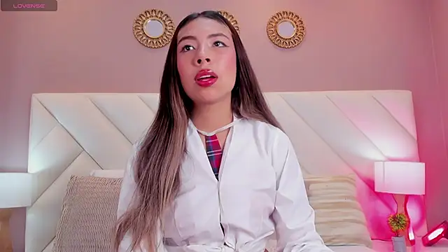 Snapshot of ValeryGomezz chatting on 04.09.26 ValeryGomezz online show from 04.09.26