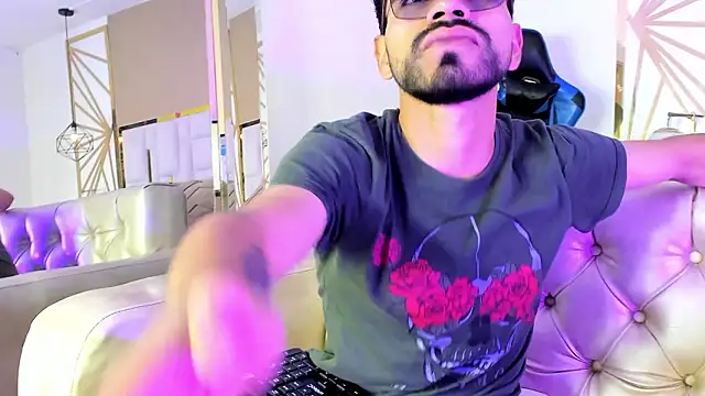 Snapshot of HotPulse_vc chatting on 02.28.26 HotPulse vc online show from 02.28.26