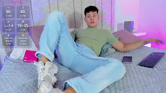 Snapshot of Daniel_Evans1 chatting on 02.20.26 Daniel Evans1 online show from 02.20.26