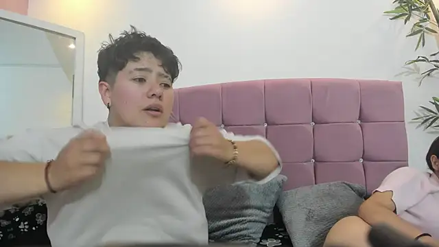Gaia n Nix online show from 06.30.26