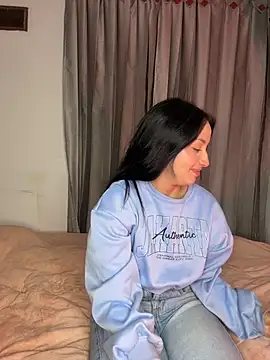  Mia kiss  online show from 02.15.26