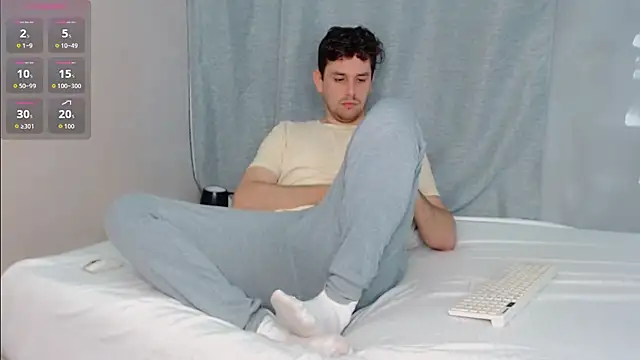 Snapshot of Luc_7 chatting on 03.01.26 Luc 7 online show from 03.01.26