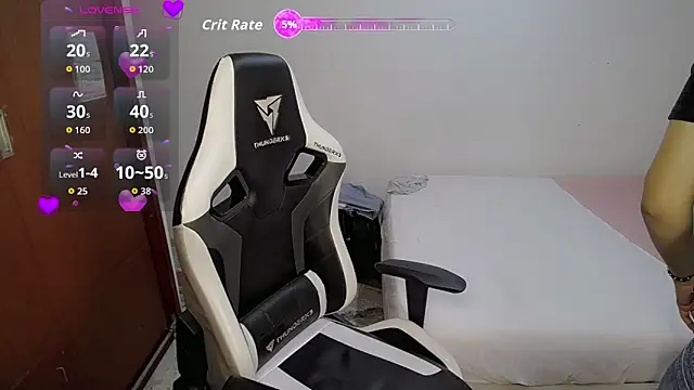 Top and bottom online show from 02.25.26