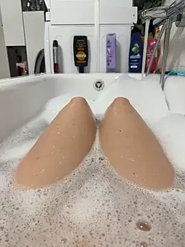 Ninimaus online show from 03.25.26