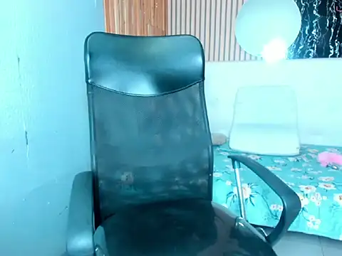 Snapshot of Jhoselinee chatting on 02.20.26 Jhoselinee online show from 02.20.26