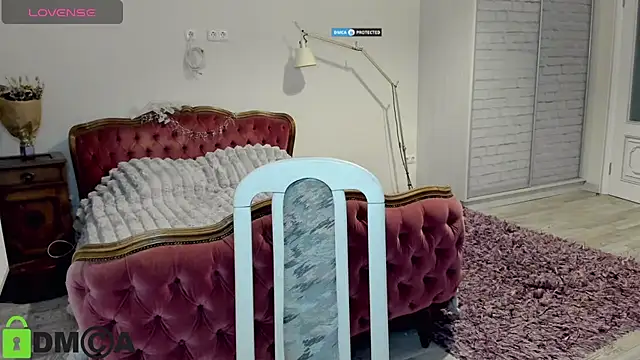 Katty Bells online show from 04.15.26