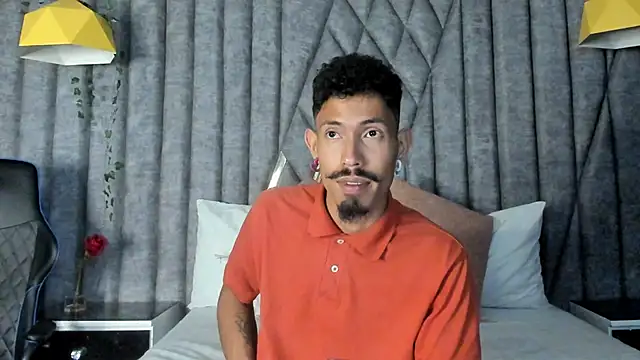 NoaahTylor online show from 02.22.26