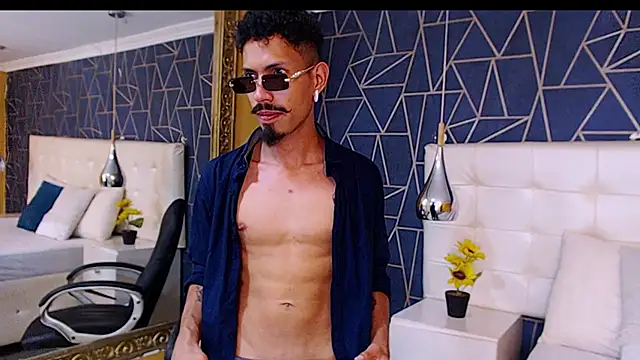 NoaahTylor online show from 02.27.26