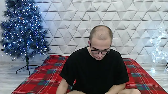 Pure Aura online show from 02.17.26