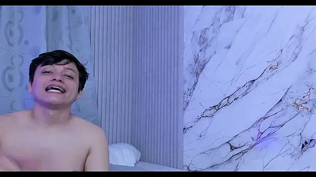 RaiderandRoxie1 online show from 04.21.26