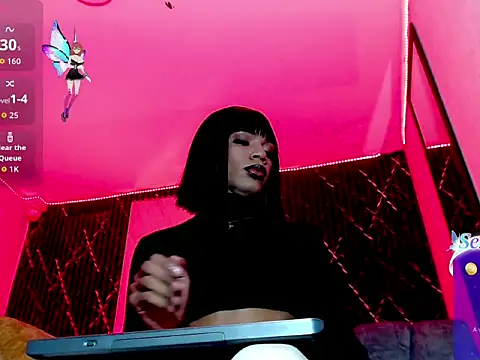 Snapshot of Violeta_R_ chatting on 02.14.26 Violeta R online show from 02.14.26