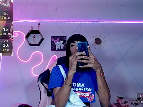 Snapshot of Violeta_R_ chatting on 02.20.26 Violeta R online show from 02.20.26