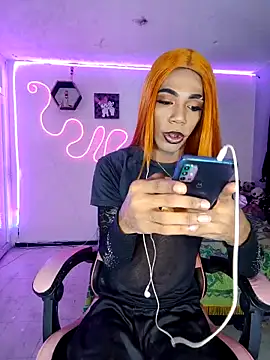 Snapshot of Violeta_R_ chatting on 03.05.26 Violeta R online show from 03.05.26