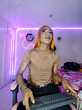 Snapshot of Violeta_R_ chatting on 03.10.26 Violeta R online show from 03.10.26