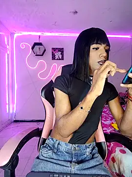 Snapshot of Violeta_R_ chatting on 03.14.26 Violeta R online show from 03.14.26