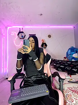 Snapshot of Violeta_R_ chatting on 03.28.26 Violeta R online show from 03.28.26