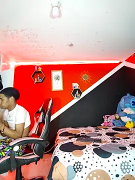 Snapshot of Violeta_R_ chatting on 04.15.26 Violeta R online show from 04.15.26