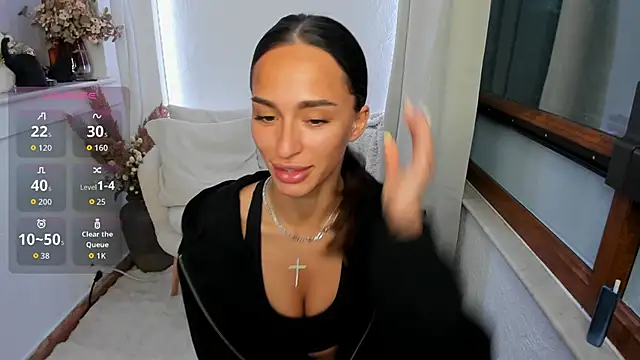 EvaK  online show from 04.20.26