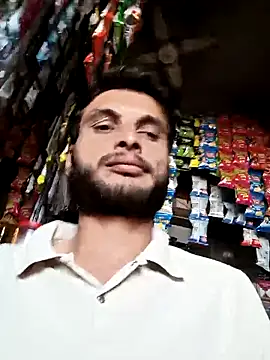 Snapshot of Beinghorny83 chatting on 03.17.26 Beinghorny83 online show from 03.17.26