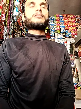 Snapshot of Beinghorny83 chatting on 03.19.26 Beinghorny83 online show from 03.19.26