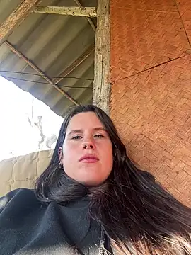 Snapshot of fairy_bell chatting on 02.16.26 fairy bell online show from 02.16.26