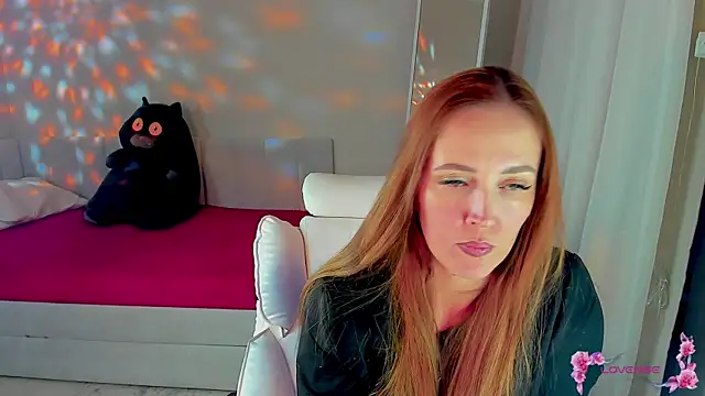 Snapshot of she_wolf chatting on 03.31.26 she wolf online show from 03.31.26