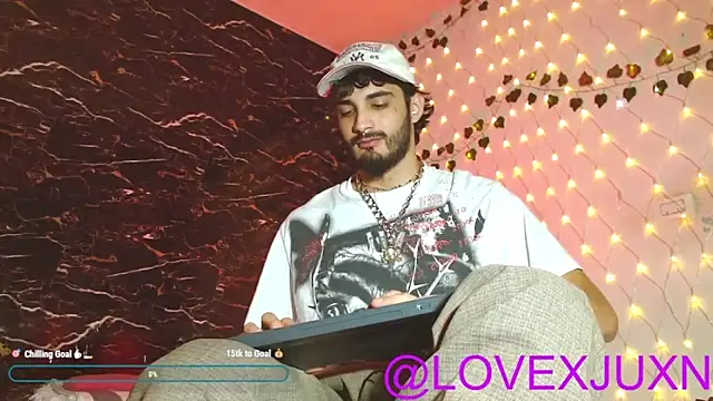 Snapshot of LovexJuxn8 chatting on 05.05.26 LovexJuxn8 online show from 05.05.26